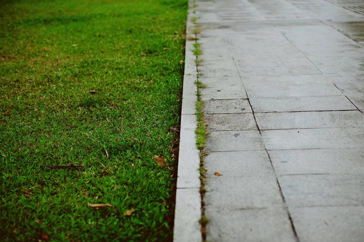 Outdoor Edging for Landscape: The Secret Weapon Your Garden’s Missing (And How to Nail It)
